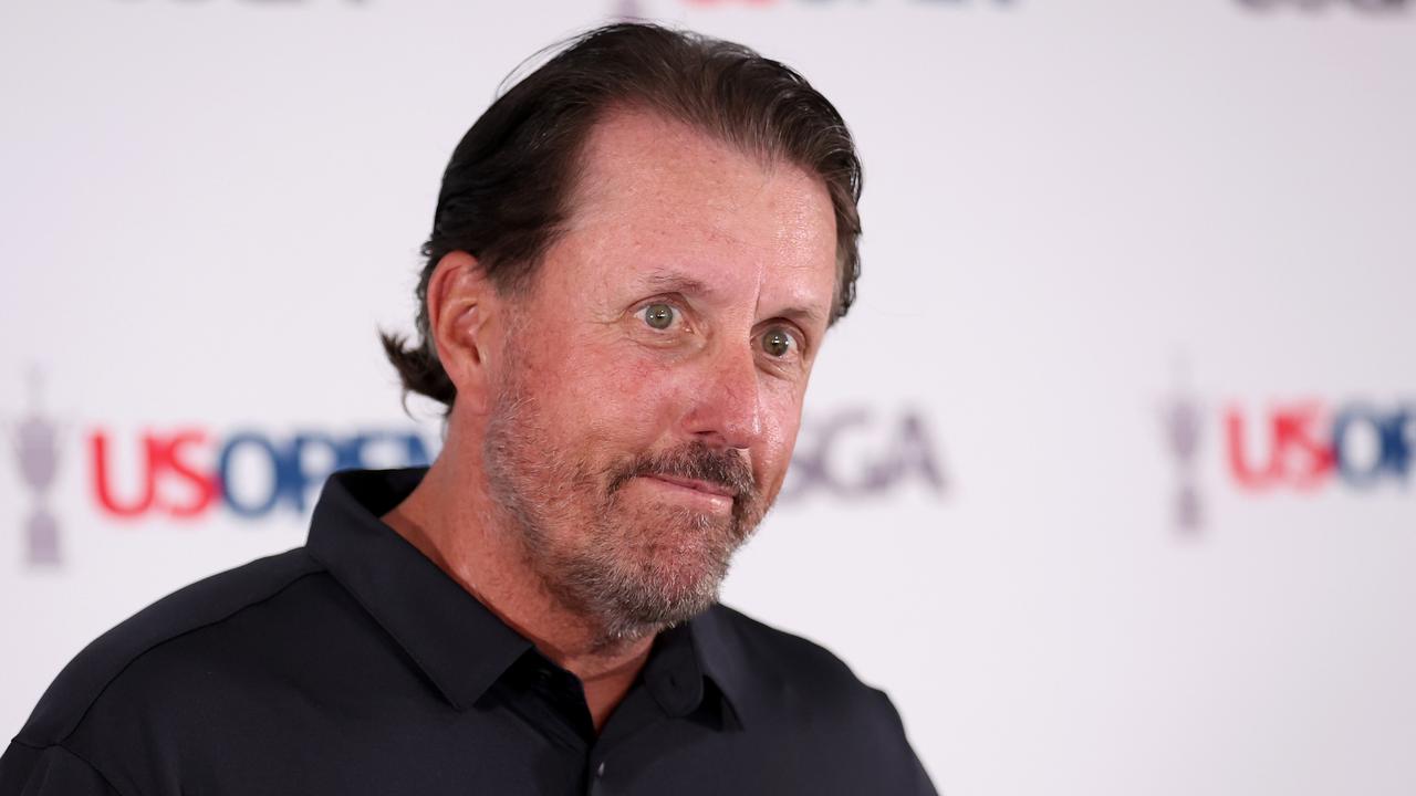 Konferensi pers Phil Mickelson, video, reaksi, penyintas 9/11, pembayaran, uang, berita golf, pembaruan, jadwal