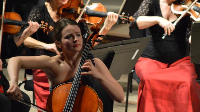 Laura van der Heijden embraced pathos and sudden contrasts in the BBC Proms.