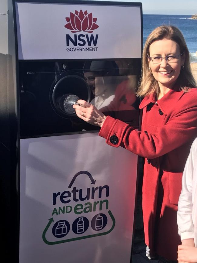 NSW Environment Minister Gabrielle Upton with a container deposit scheme reverse vending machine.