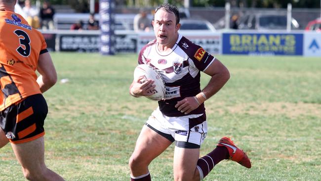 Action shots of the Southport Tigers vs. Burleigh Bears major semi-final clash at Pizzey Park. Kurtis Rowe on his way to scoring a try. 4 September 2022 Miami Picture by Richard Gosling