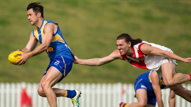 Jon Vlatko of the East Coast Eagles pulls away from his rival. Picture: Michael Vettas/Vettas MEDIA