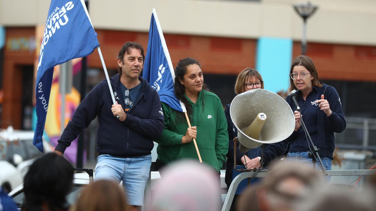 Pressure mounts on City Hall to maintain aged care services