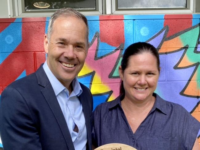 HP managing director Brad Pulford and Berry Springs Primary School principal Carlie Mamo celebrate the school's digital transformation.