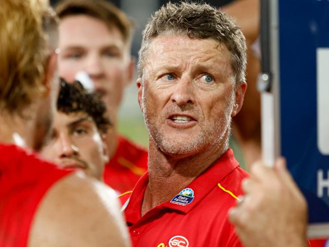 DARWIN, AUSTRALIA - MAY 11: Damien Hardwick, Senior Coach of the Suns addresses his players at three quarter time during the 2024 AFL Round 09 match between the Gold Coast SUNS and North Melbourne Kangaroos at TIO Stadium on May 11, 2024 in Darwin, Australia. (Photo by Dylan Burns/AFL Photos via Getty Images)