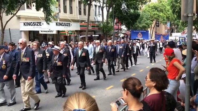 Raw Anzac Day March In Brisbane Now Includes Families The Advertiser