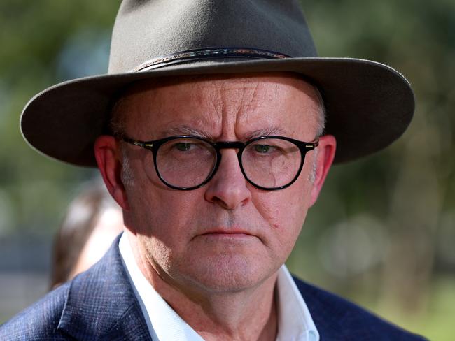 ACACIA RIDGE, AUSTRALIA AUGUST 31ST 2024 Australian Prime Minister Anthony Albanese pictured in Acacia Ridge introducing the new candidate for the Federal seat of Moreton Julie-Ann Campbell and retiring Federal Member Graham Perrett.  Picture David Clark