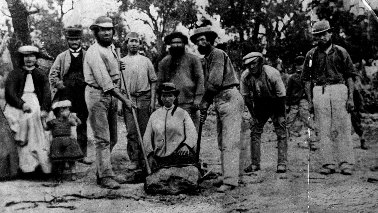 John Deason and Richard Oates showing how they unearthed the Welcome Stranger gold nugget at Bulldog Gully, Moliagul, Victoria in 1869.