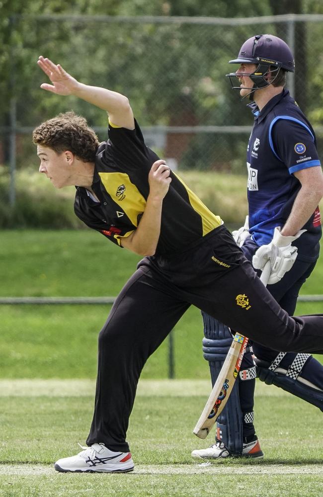 Richmond paceman Mitchell Perry goes at Prahran. Picture: Valeriu Campan