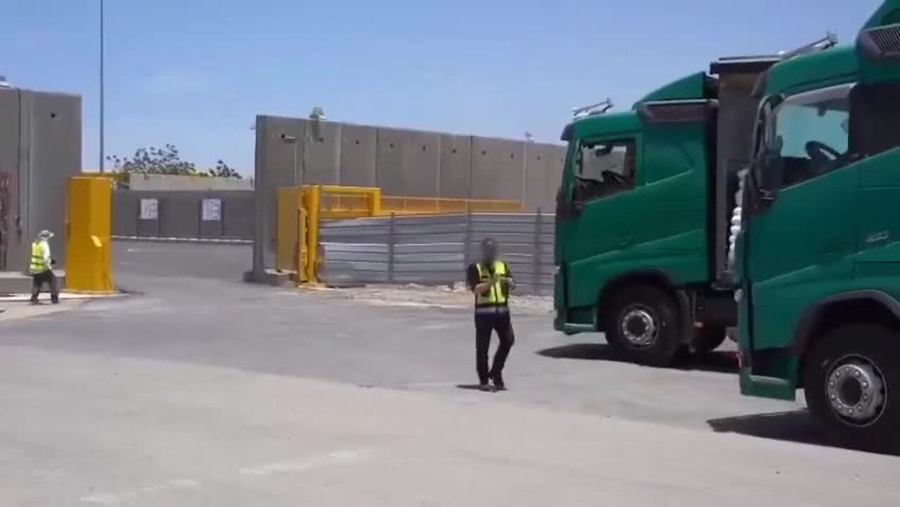 UN Says No Aid Delivered in Gaza, Despite Israel Allowing Trucks to Enter