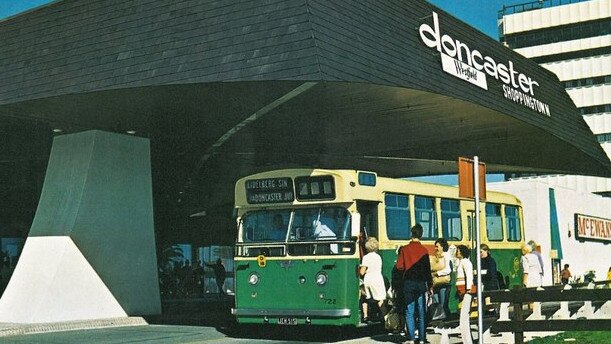 Catching the bus home from Doncaster Shoppingtown. Picture: I grew up in Box Hill Facebook page.