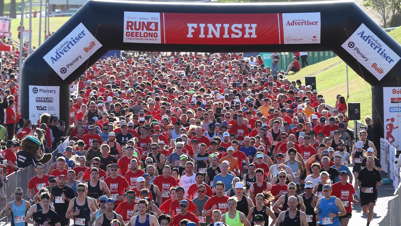 Run4Geelong The 10 km start Picture: Mark Wilson