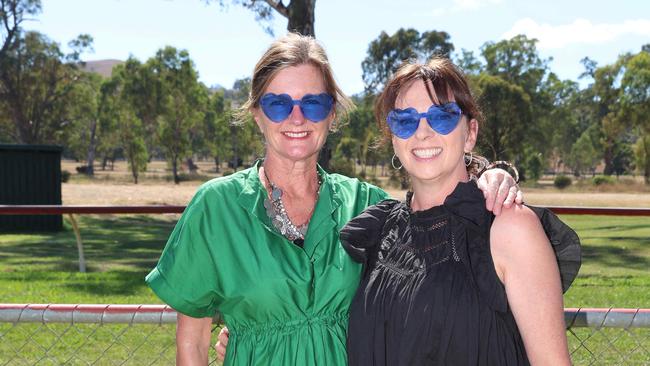 ALEXANDRA, AUSTRALIA - MARCH 16 2024 Annie De Beer and Sheridan Emond attend the 2024 Alexandra Picnic Cup Picture: Brendan Beckett