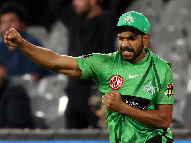 MELBOURNE, AUSTRALIA - JANUARY 03: Haris Rauf of the Stars celebrates taking a catch during the Men's Big Bash League match between the Melbourne Stars and the Melbourne Renegades at Melbourne Cricket Ground, on January 03, 2022, in Melbourne, Australia. (Photo by Jonathan DiMaggio/Getty Images)