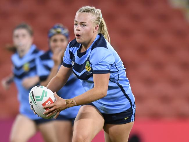 Ally Bullman in action for NSW in last year's Schoolgirls Origin clash against Queensland. Credit: NRL Images.