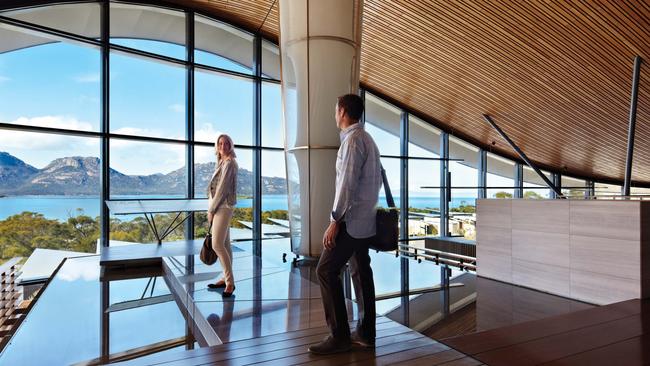 Let the dazzle factor begin: Saffire Freycinet foyer.