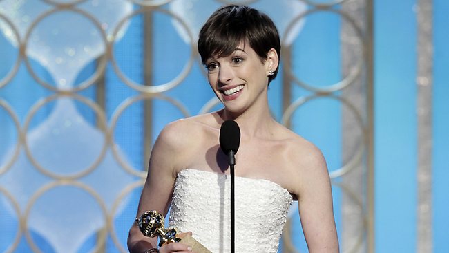 Anne Hathaway is now the hot favourite for an Oscar after winning the best supporting actress Golden Globe for her role in Les Miserables.