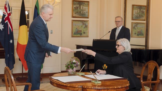 Mr Burke is sworn in on Monday by Governor-General Sam Mostyn as Anthony Albanese looks on. Picture: NewsWire / David Beach