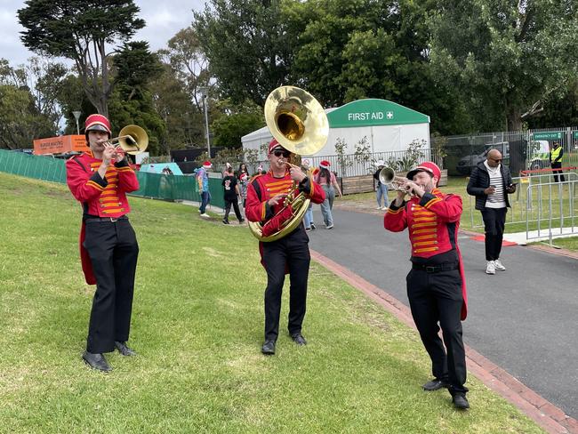 The Antony Sutherland music group welcomed patrons into the venue at the Sidney Myer Music Bowl