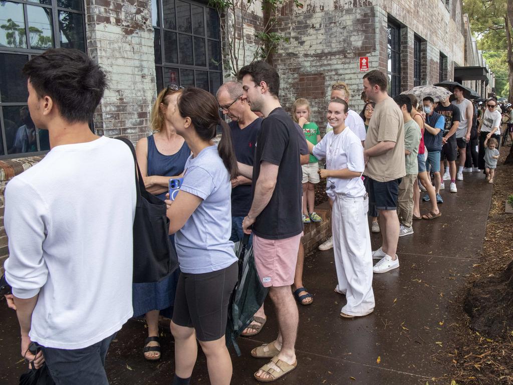 SYDNEY, AUSTRALIA - NewsWire Photos - DECEMBER 7, 2024:The opening of Lune Croissanterie at Rosebery engine yards created long lines of people stretching around the corner.Picture: NewsWire / Simon Bullard.