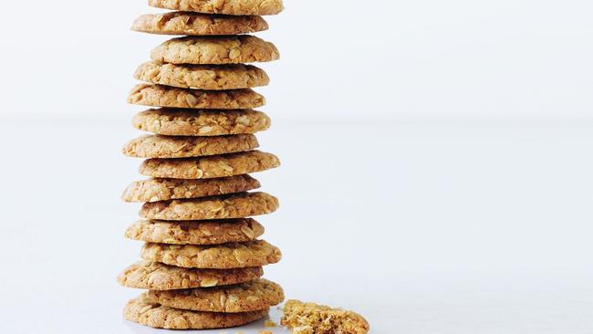 The only ANZAC biscuit recipe you'll ever need