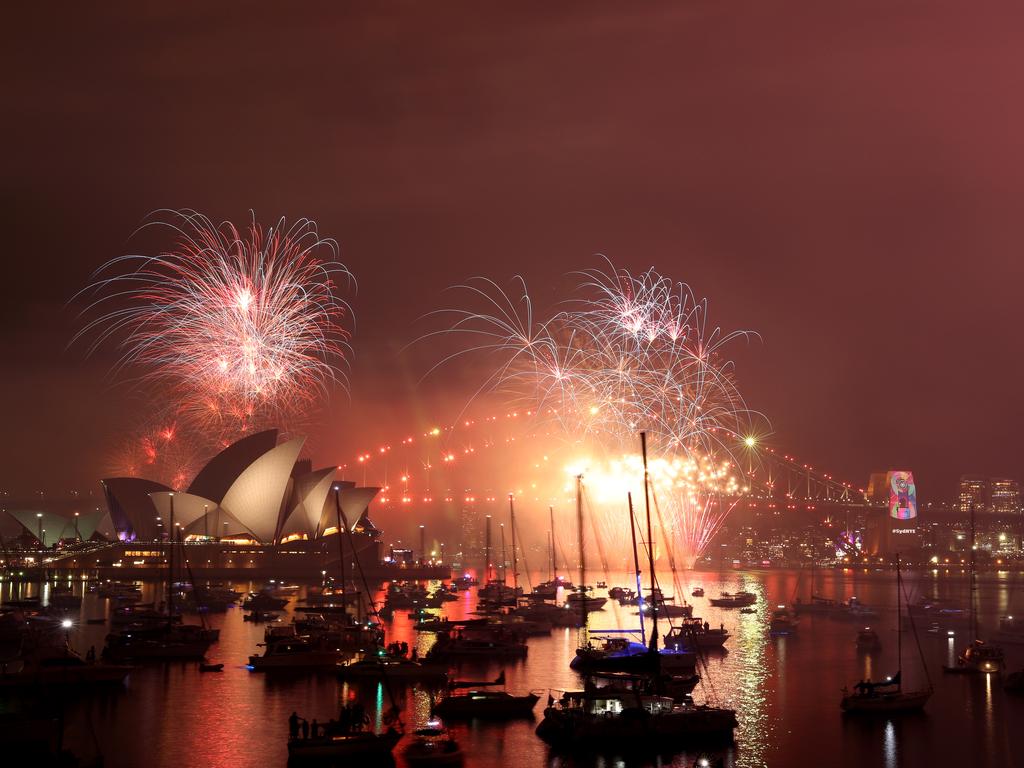 New Year's Eve 9pm fireworks over Sydney Harbour as seen from Mrs Macquarie's Chair. Picture: Jonathan Ng