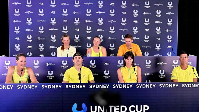 Team Australia captain Sam Stosur (L) attends a press conference after Kyrgios’ withdrawal. PIcture: AFP