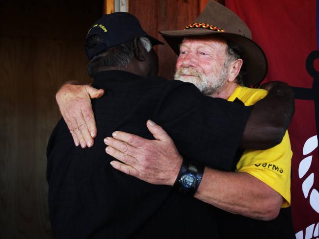 Galarrwuy Yunupingu and Jack Thompson. Garrithia Bunkhouse in East Arnhem land. The house was built by local indigenous people with local timber.