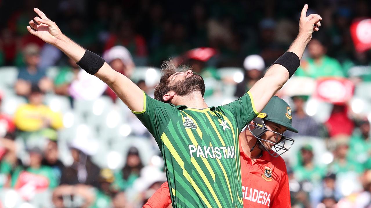 ADELAIDE, AUSTRALIA - NOVEMBER 06: Shaheen Shah Afridi of Pakistan celebrates the wicket of Taskin Ahmed of Bangladesh out for 1 run, caught Babar Azam of Pakistan during the ICC Men's T20 World Cup match between Pakistan and Bangladesh at Adelaide Oval on November 06, 2022 in Adelaide, Australia. (Photo by Sarah Reed/Getty Images)