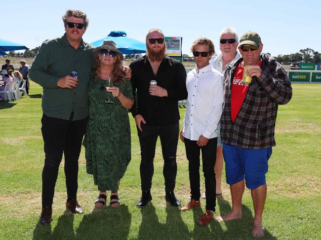 BAIRNSDALE, AUSTRALIA – MARCH 22 2024 Tommy, Jan, Jake, Jaxson, Rowdy and Daryn attend the Bairnsdale Cup race day. Picture: Brendan Beckett