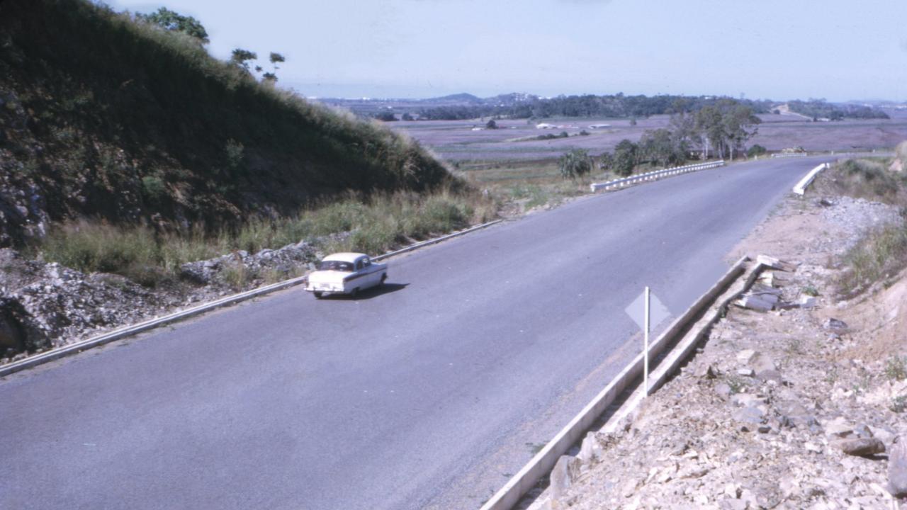 Bruce Highway, Mackay - Proserpine (1973). Picture: Queensland State Archives