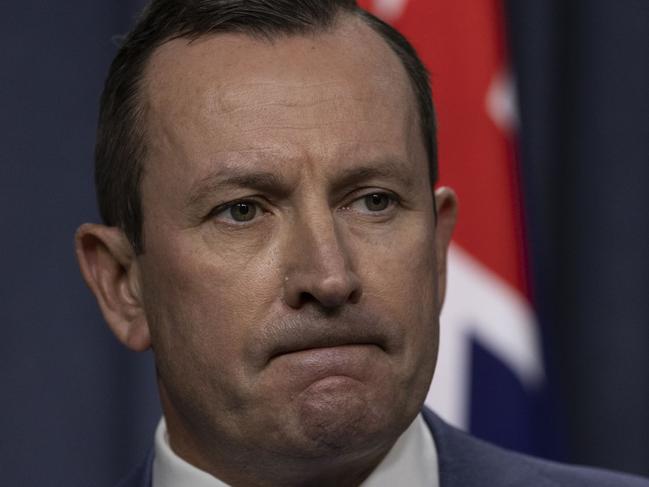 ##MUST STAY BEHIND THE PAYWALL. MUST CREDIT THE WEST AUSTRALIAN. NOT FOR SOCIALS## Premier Mark McGowan speaks to media on Jan 21, 2022. Picture: Matt Jelonek