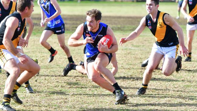 Unley’s Blake Harris led well against Athelstone. Picture: AAP/Keryn Stevens