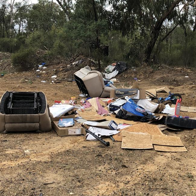 Rubbish strewn along the side of Old Sydney Rd, Wallan.