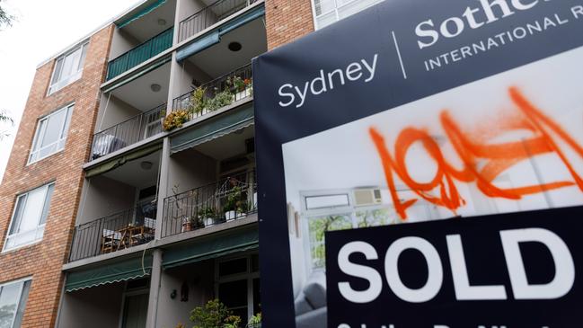 SYDNEY, AUSTRALIA - NewsWire Photos, October 08 2024. GENERIC. Realestate, housing, property, signage. SothebyÃs sold sign outside apartment building in Randwick. Picture: NewsWire / Max Mason-Hubers