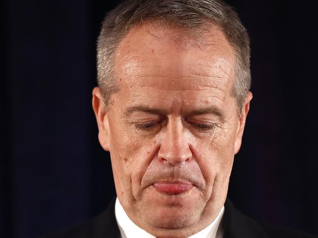 MELBOURNE, AUSTRALIA - MAY 18:  Leader of the Opposition and Leader of the Labor Party Bill Shorten, flanked by his wife Chloe Shorten concedes defeat following the results of the Federal Election at Hyatt Place Melbourne on May 18, 2019 in Melbourne, Australia. Prime Minister Scott Morrison was re-elected today, securing another three-year team for the Liberal-National coalition following an intense five-week campaign against Bill Shorten and the Labor party. (Photo by Ryan Pierse/Getty Images)