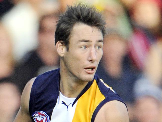 SPORT   07-06-09   AFL Football at Subiaco Oval in Perth   West Coast Eagles v Geelong Cats   Eagle Adam Hunter . PICTURE : JACKSON FLINDELL .