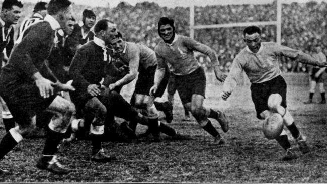 NSW v Queensland in 1927.