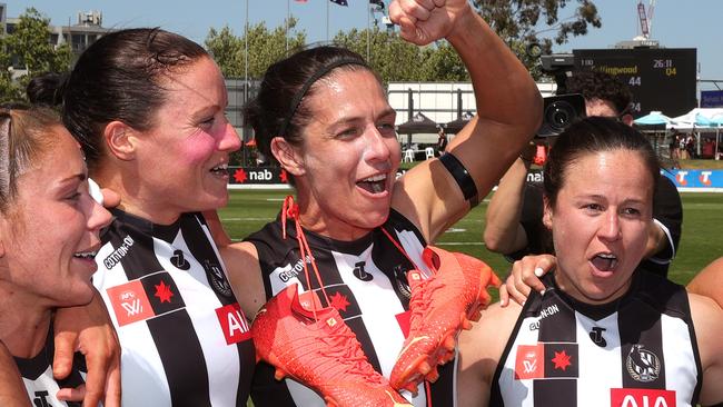 Ashleigh Brazill celebrates with her Collingwood celebrates after the siren. Picture: Kelly Defina/AFL Photos/via Getty Images