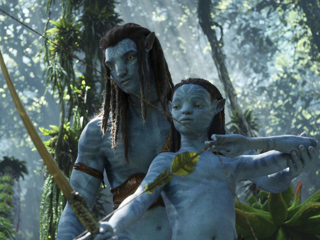 Jake Sully and Neteyam in Avatar: The Way of Water. Picture: 20th Century Studios.