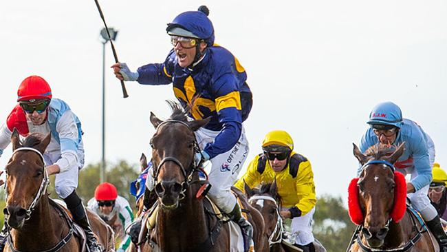 December 16, 2023. Horse racing. Ascot races. Damien Oliver's last race meeting as a competitive jockey. Oliver wins race 9 on Munhamek. The race was called the Damien Oliver Gold Rush. It was Oliver's last race ride before retirement.  picture Jorja King