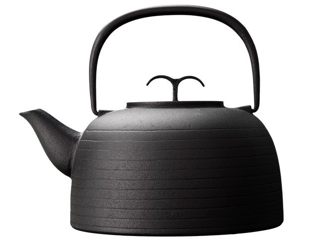 This kettle is made in Japan.