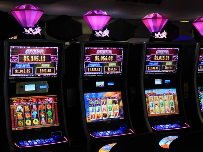 Last year was the biggest year of losses on poker machines for Queenslanders. Picture: Liam Kidston.