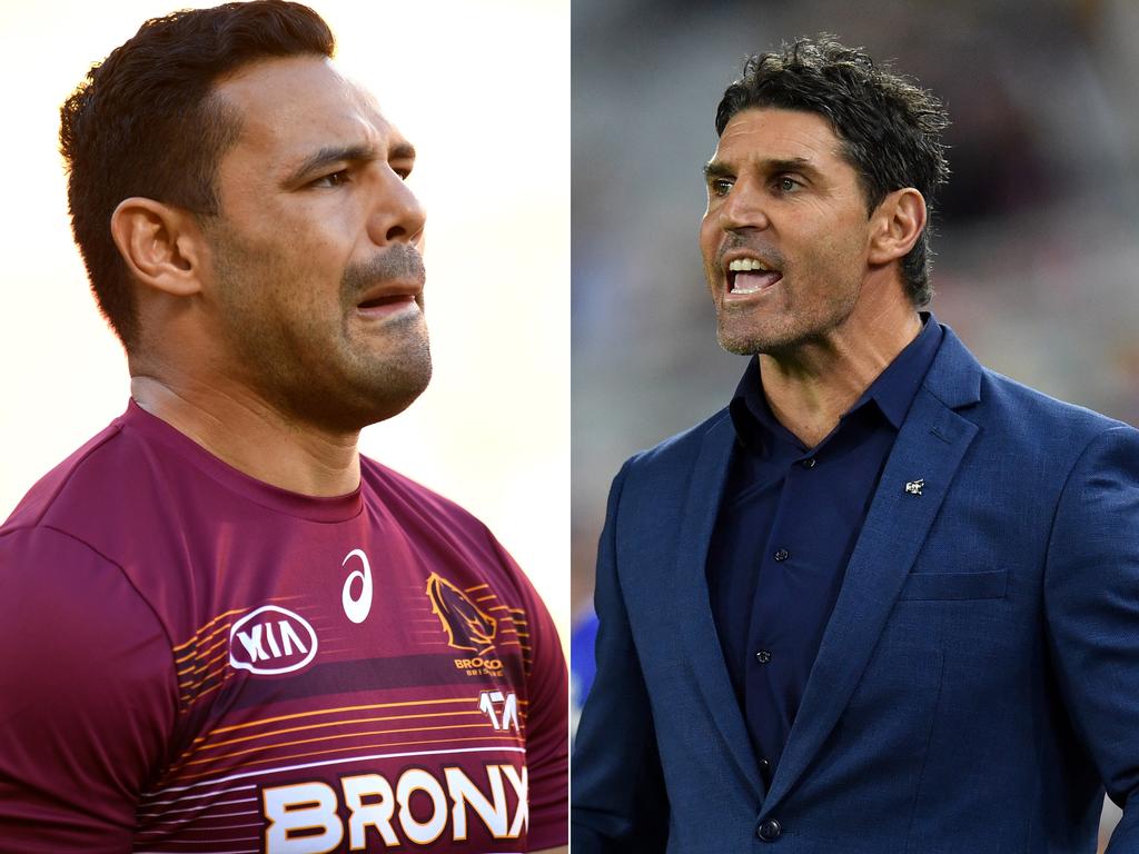 (L-R) Broncos assistant coaches Ben Te'o and Trent Barrett.