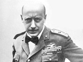 Gabriele D’Annunzio: Fascist, Sadist, Sex Fiend … Biographer’s Delight ...