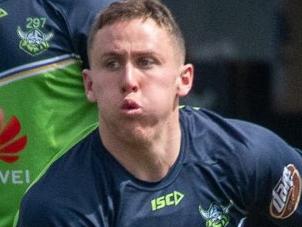 Adam Cook training with the Canberra Raiders