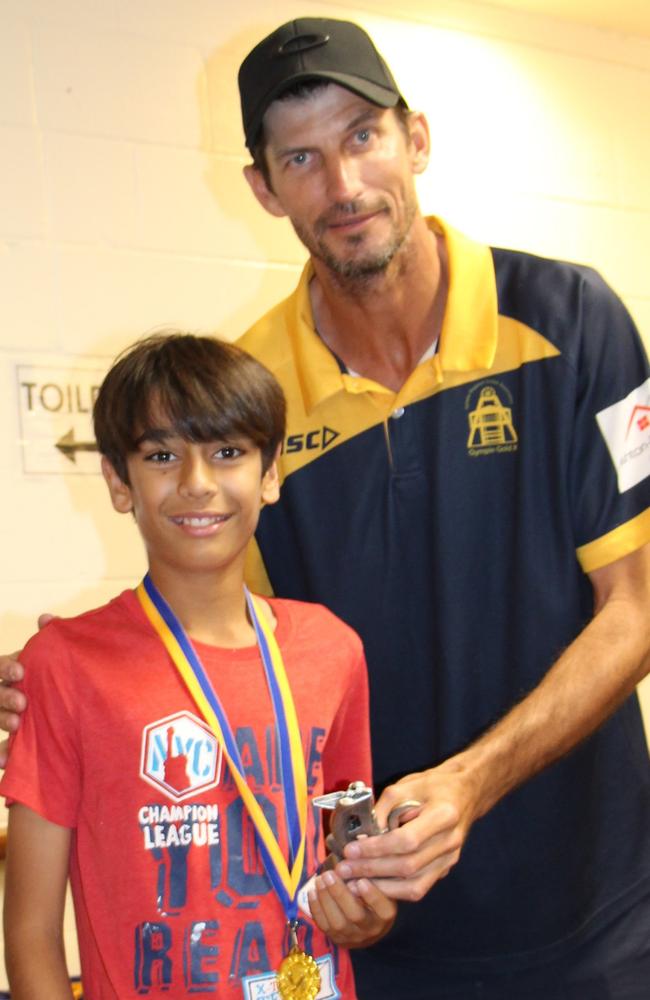 Troy Ashton Congratulates Under 15 Batting Average Winner. Picture: Supplied