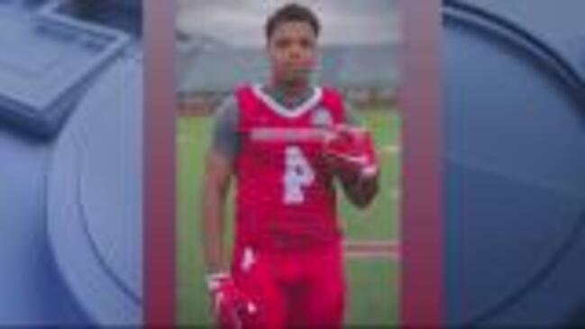 Detroit Northwestern teen dies after suffering cardiac arrest on basketball court