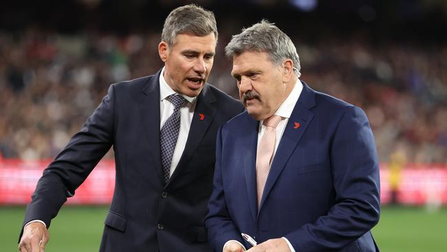 Commentators Matthew Richardson and Brian Taylor. Photo by Robert Cianflone/Getty Images.