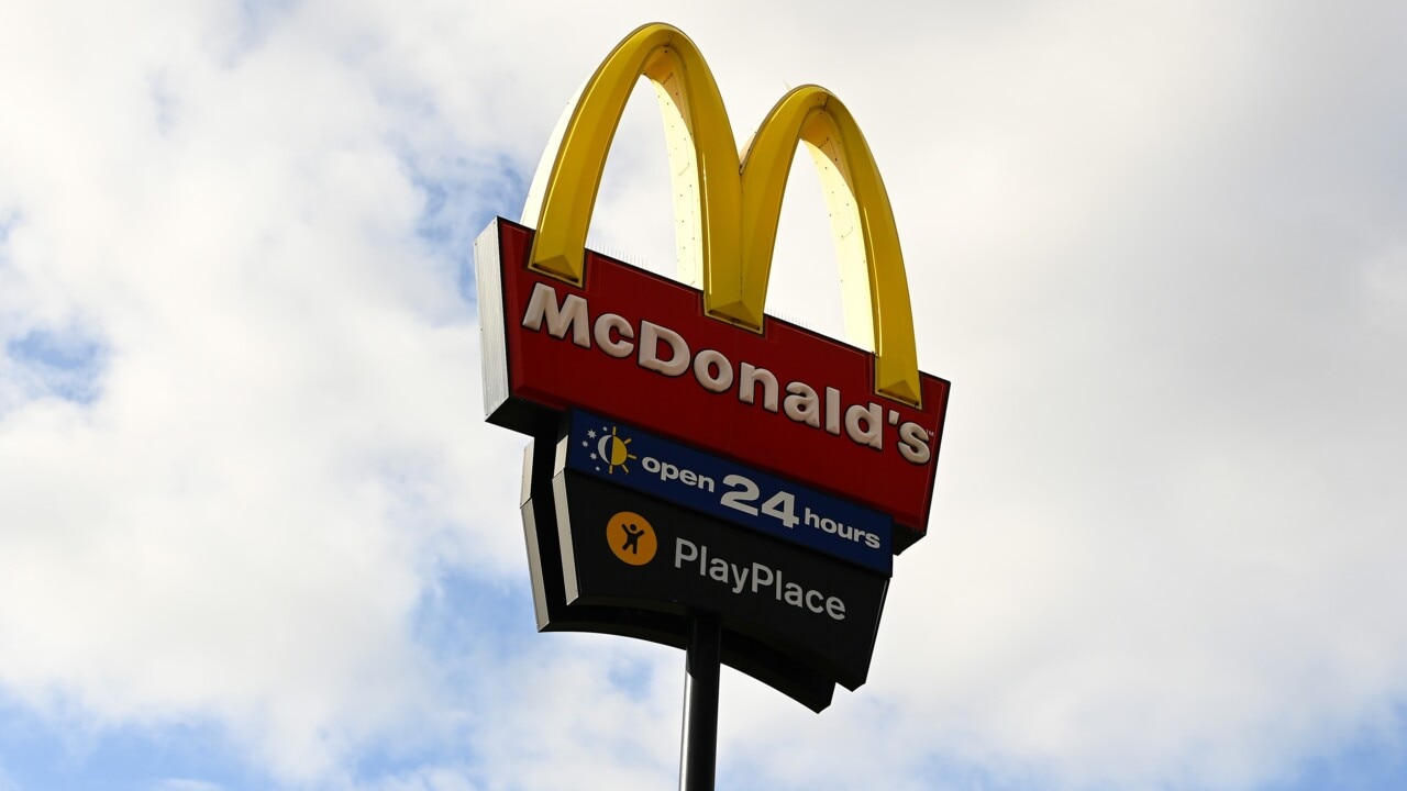 McDonald's closes restaurants in Russia