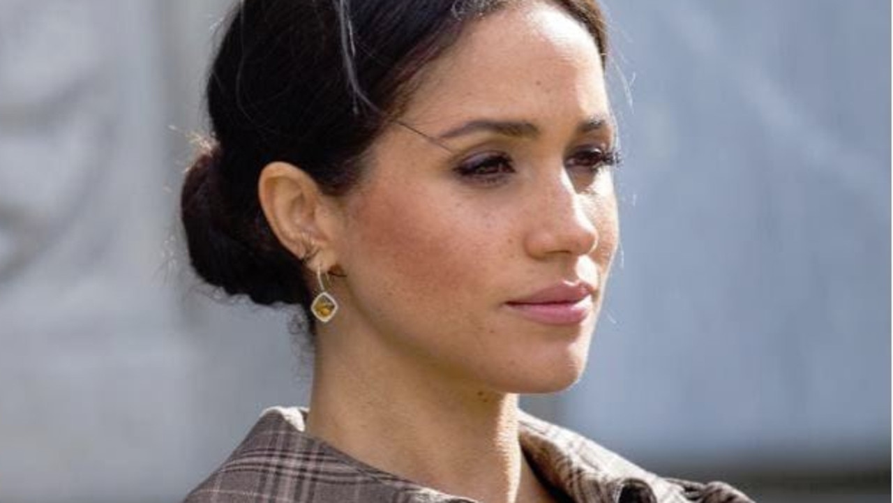 Meghan Markle And Prince Harry Quit As Royals: Queen Responds | News ...